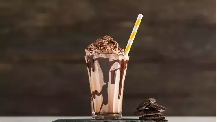 Çikolatalı Muzlu Milkshake