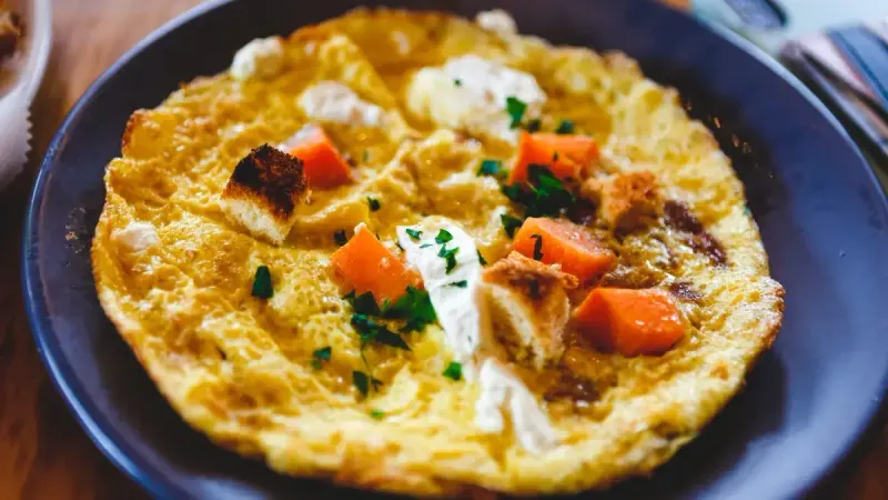 Patatesli Omlet