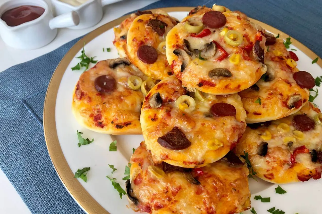 Peynirli Mini Pizza
