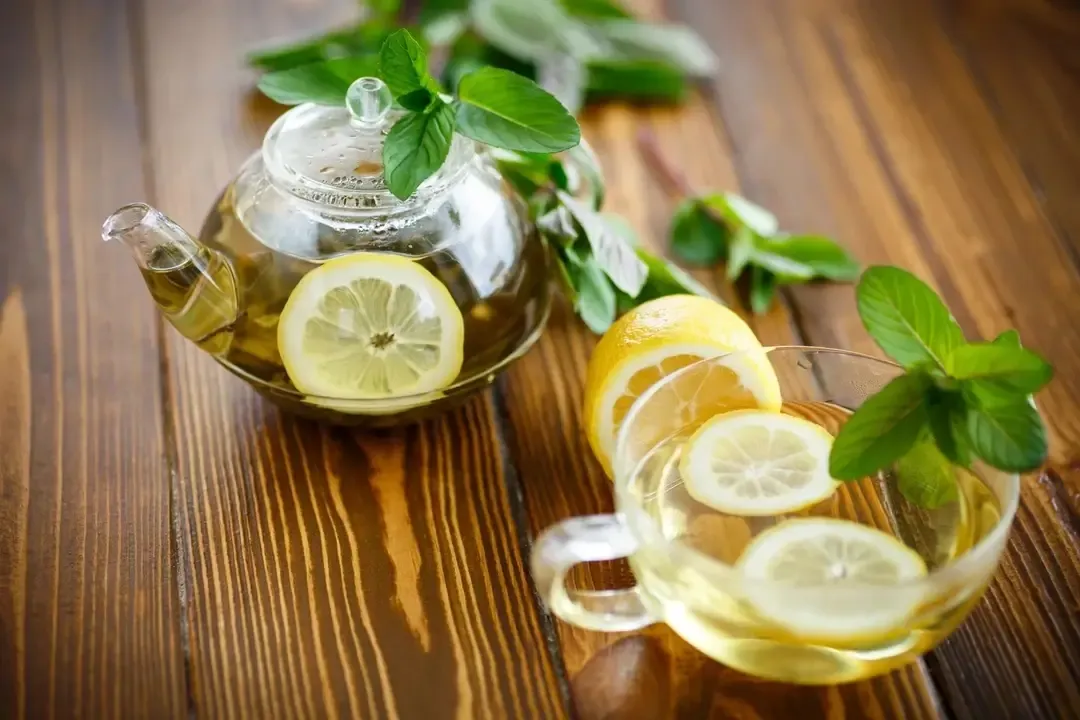 Taze Nane ve Limon Çayı