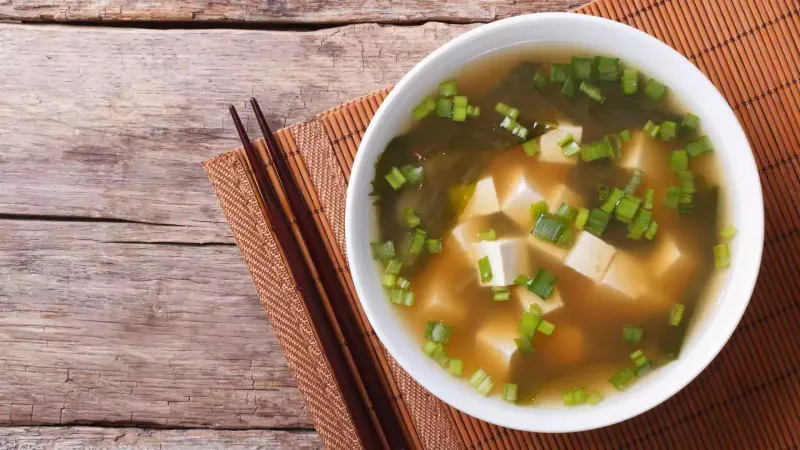 Miso Çorbası