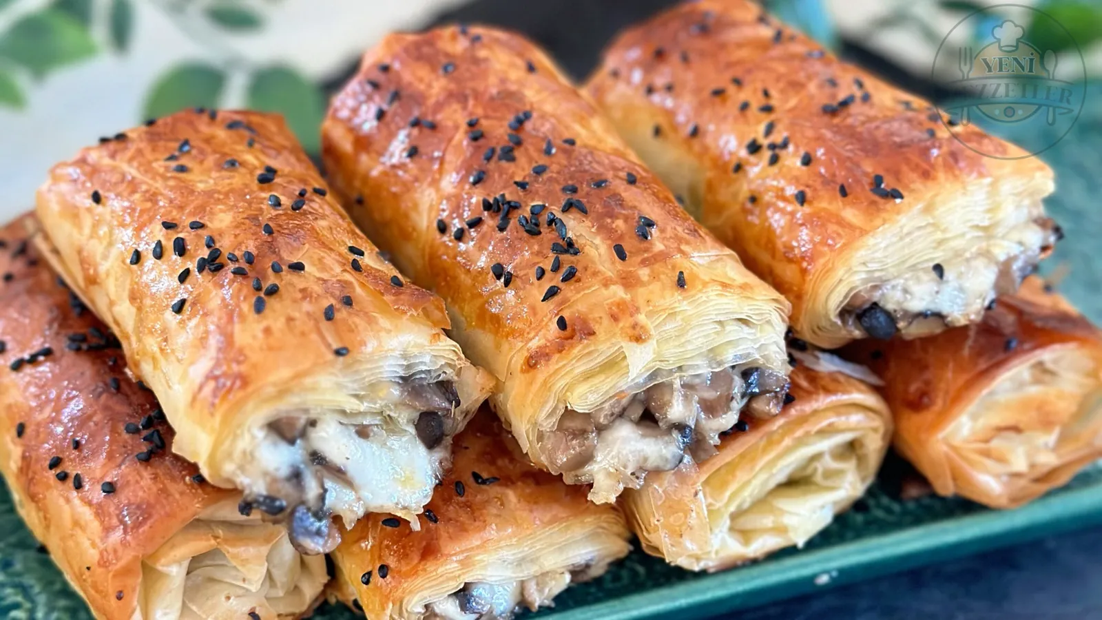 Mantarlı Baklava Böreği