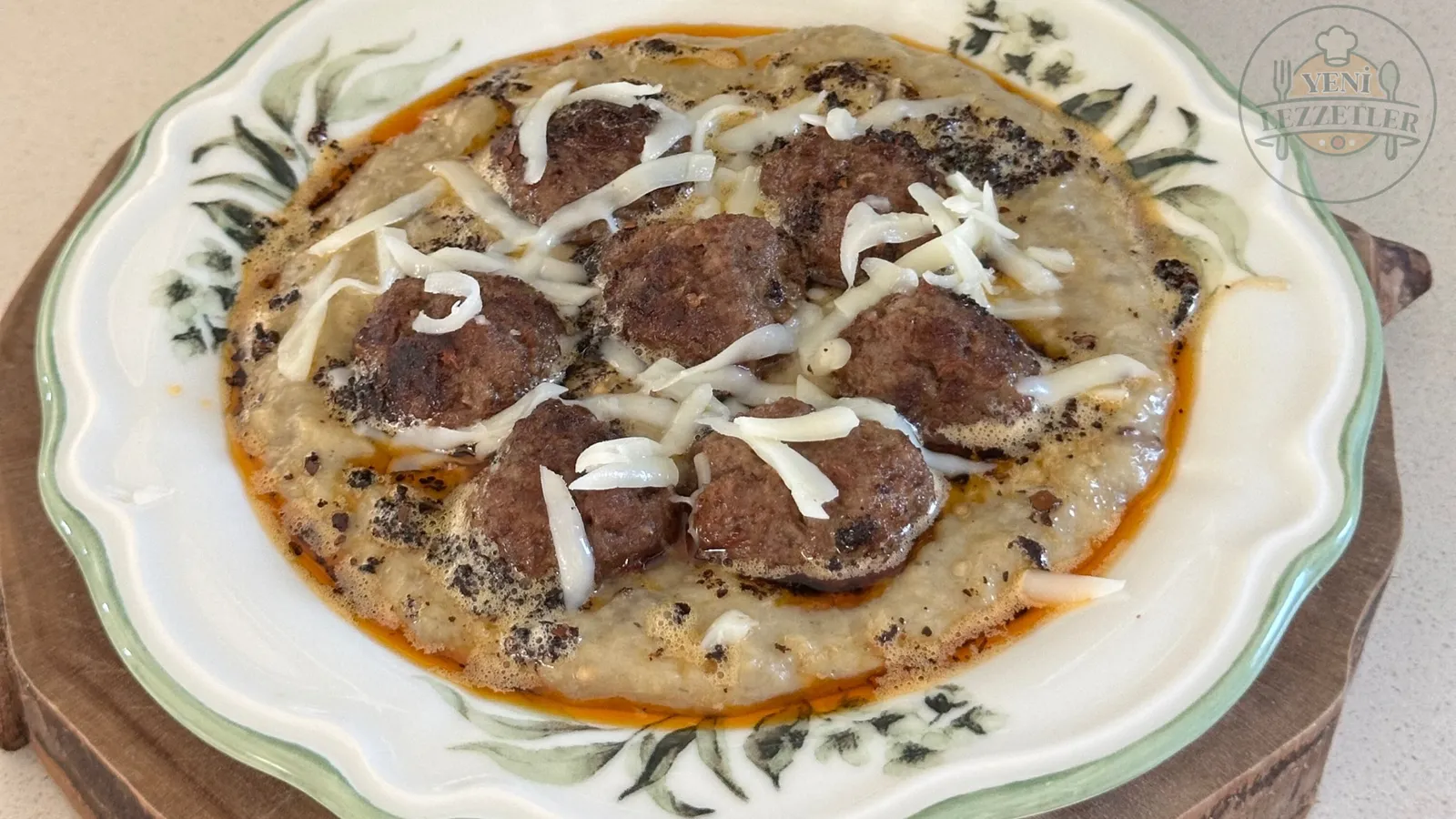Beğendili Köfte