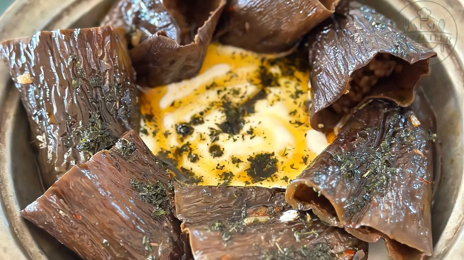 Kuru Patlıcan Dolması