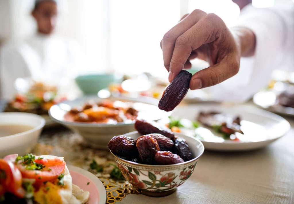 iftar-sofrasi-hurma