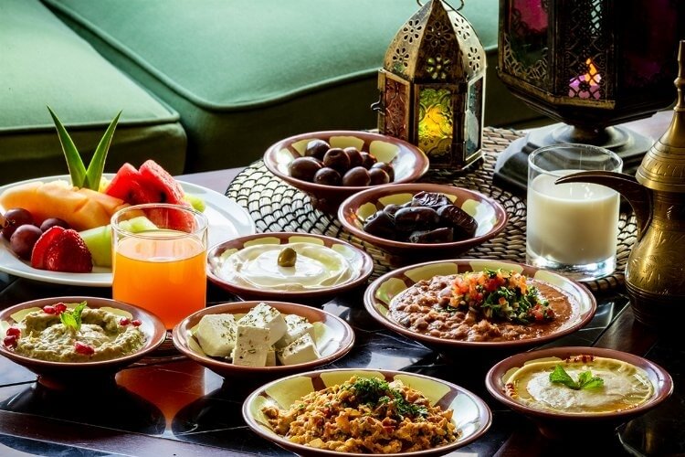 sahur-masasi-saglikli-besinler