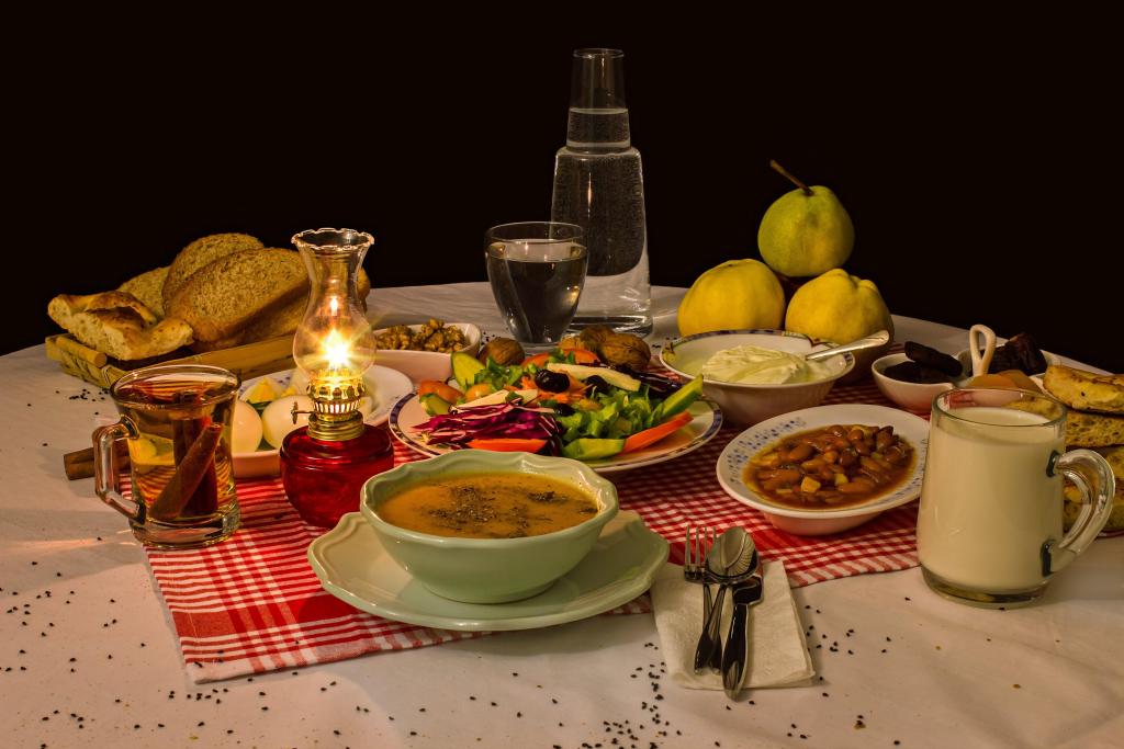 ramazan-sahur-sofrasi-saglikli-besinler