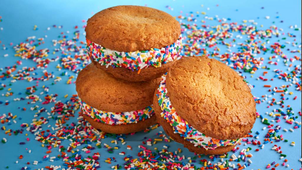 surpriz-dolgulu-mini-dondurmalar