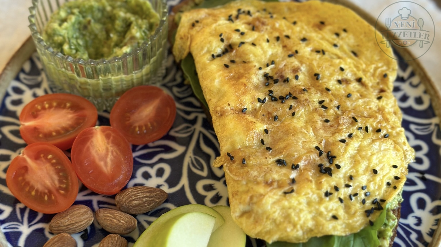 Avokado Ezmeli Omlet